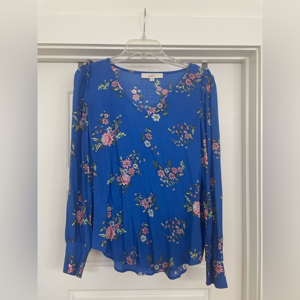 LOFT long sleeve blouse